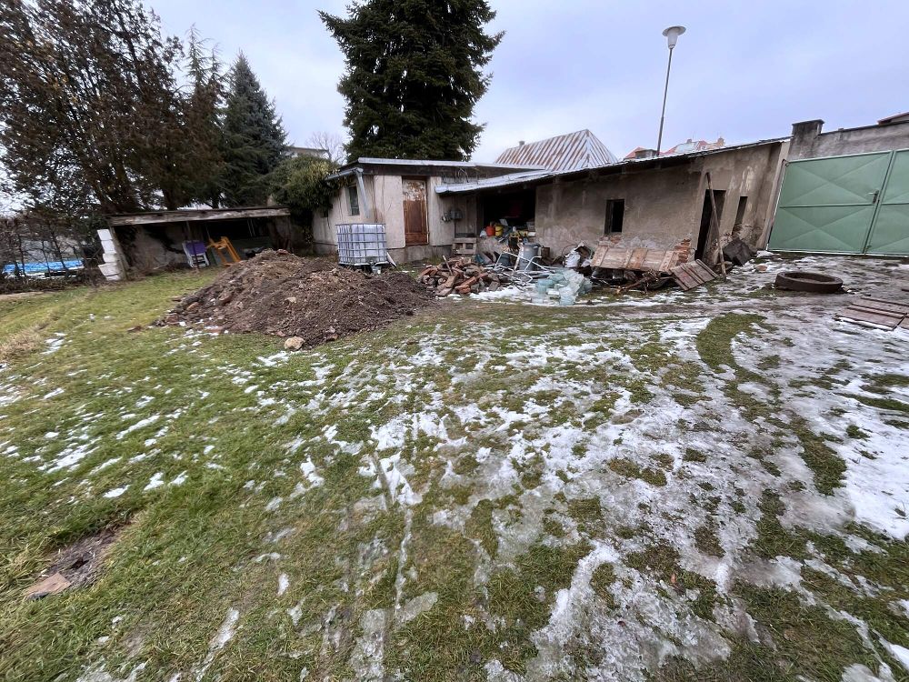 Oprava Komensk�ho s�n�