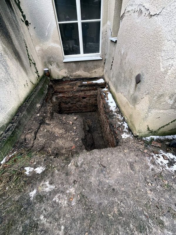 Oprava Komensk�ho s�n�