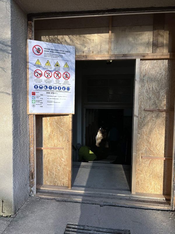 Oprava Komensk�ho s�n�