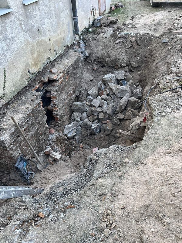 Oprava Komensk�ho s�n�