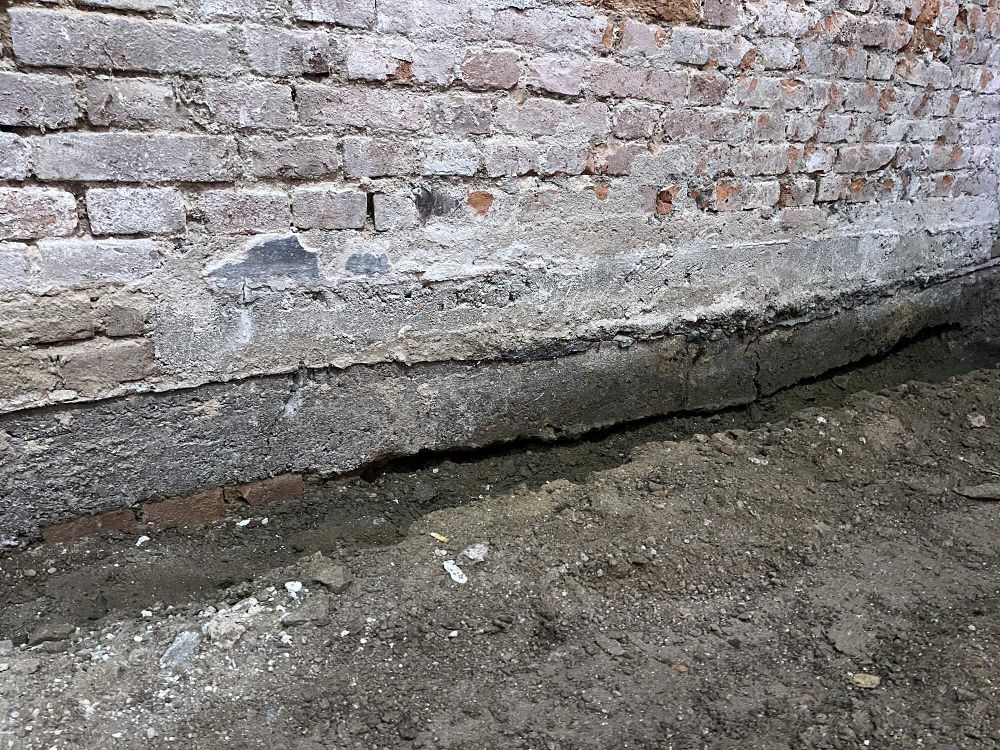 Oprava Komensk�ho s�n�