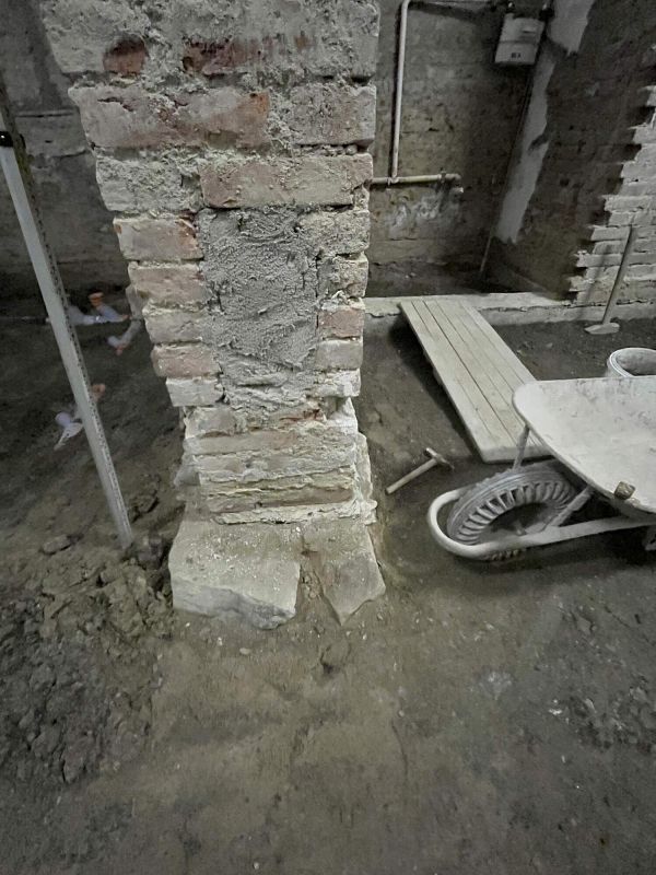 Oprava Komensk�ho s�n�