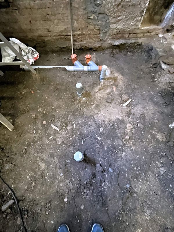 Oprava Komensk�ho s�n�