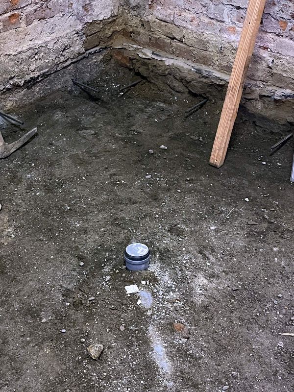 Oprava Komensk�ho s�n�