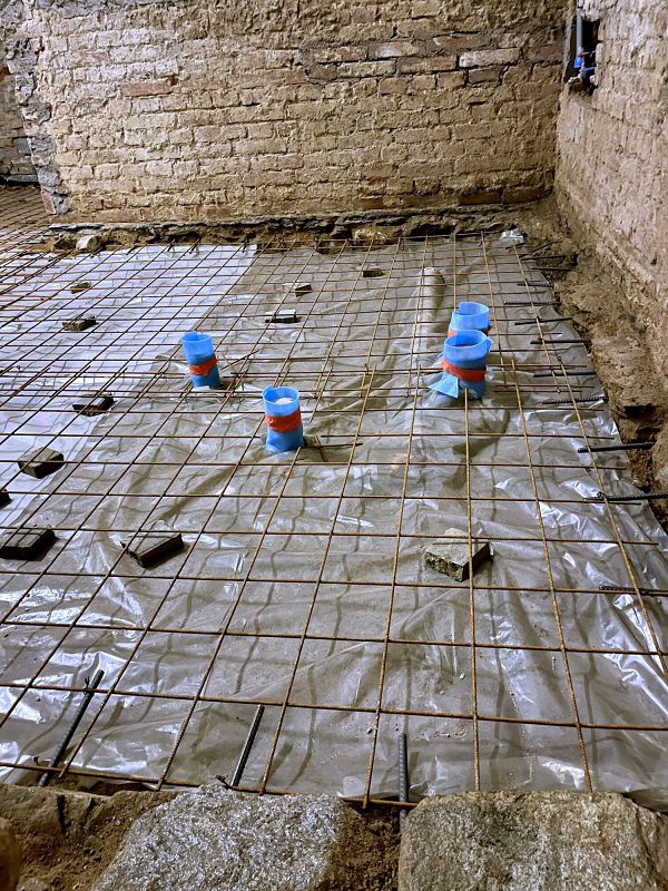 Oprava Komensk�ho s�n�