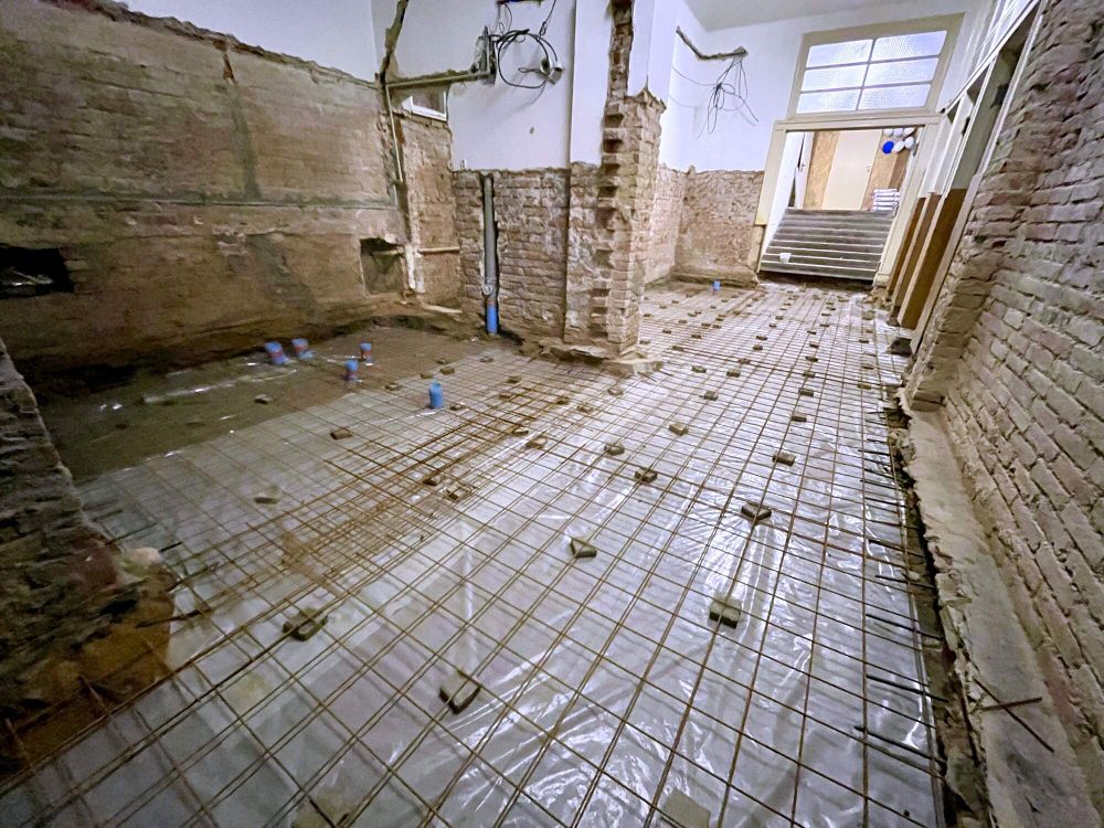 Oprava Komensk�ho s�n�