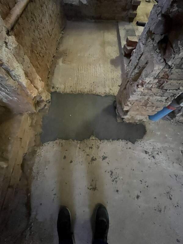 Oprava Komensk�ho s�n�