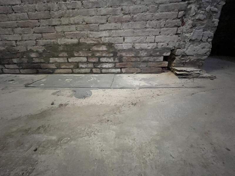 Oprava Komensk�ho s�n�