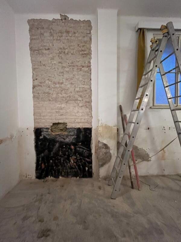 Oprava Komensk�ho s�n�