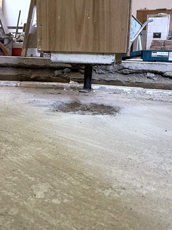 Oprava Komensk�ho s�n�