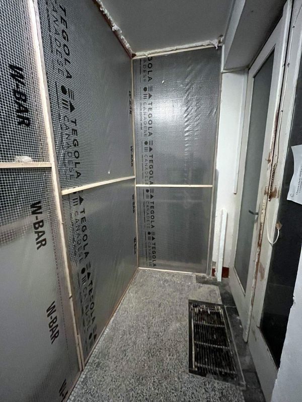 Oprava Komensk�ho s�n�