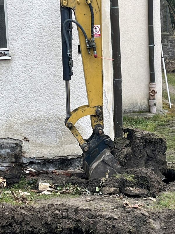 Oprava Komensk�ho s�n�