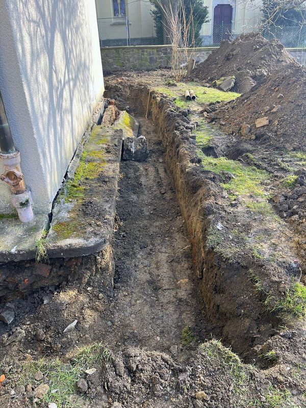 Oprava Komensk�ho s�n�