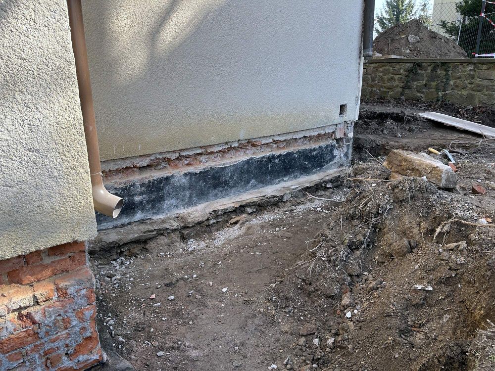 Oprava Komensk�ho s�n�