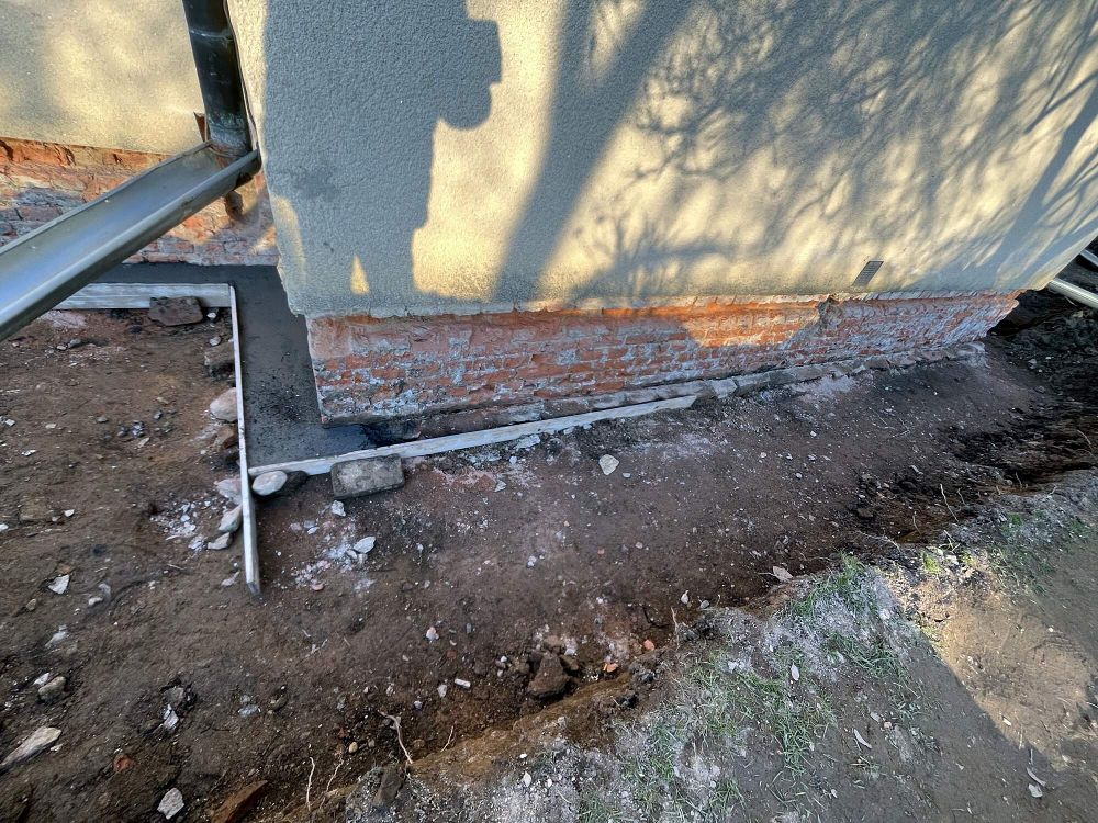 Oprava Komensk�ho s�n�