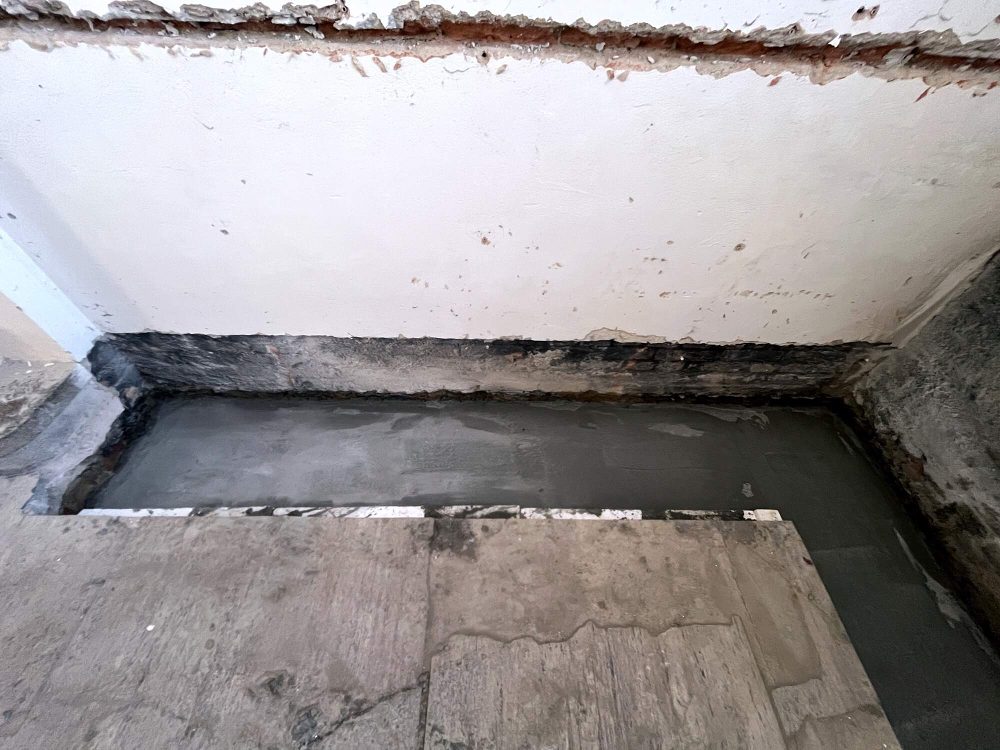 Oprava Komensk�ho s�n�