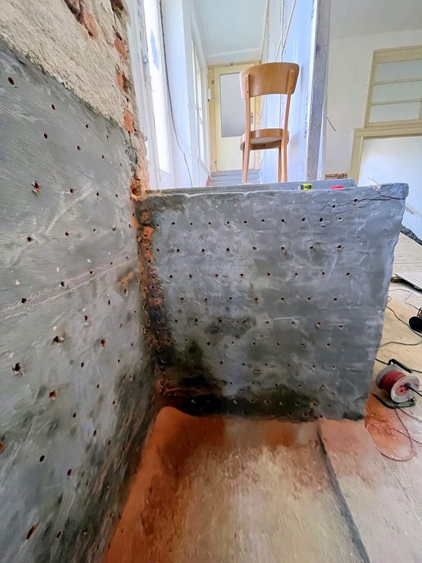 Oprava Komensk�ho s�n�