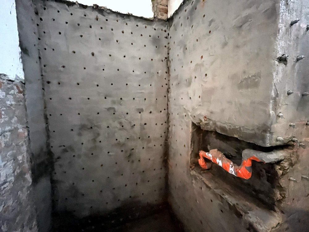 Oprava Komensk�ho s�n�