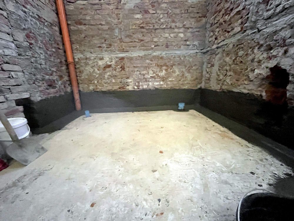 Oprava Komensk�ho s�n�