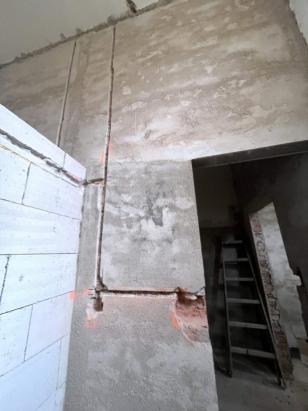 Oprava Komensk�ho s�n�
